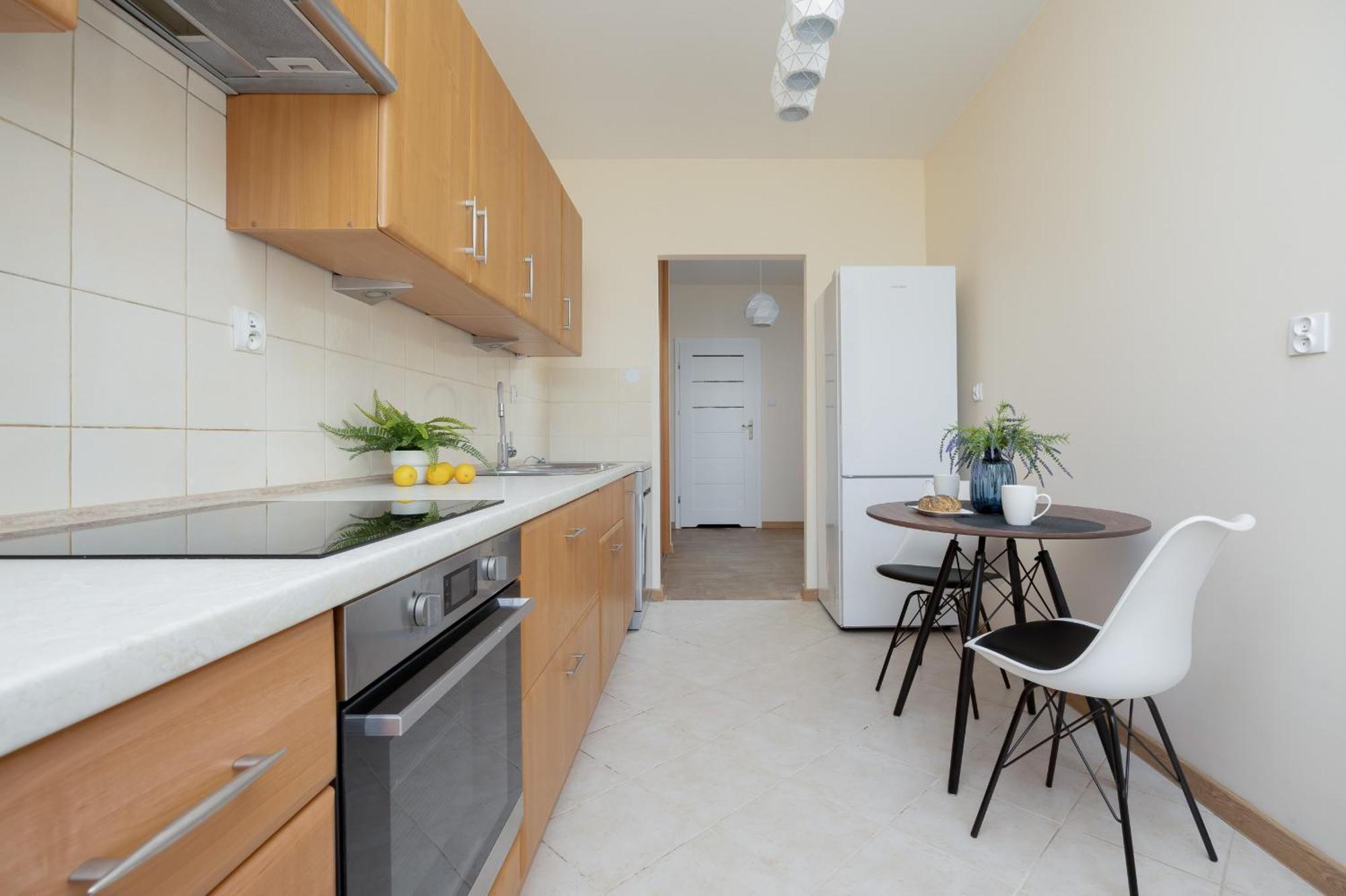 Apartment Spacious 120 M From The Metro Station By Renters Warsaw